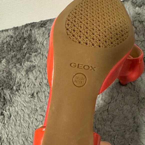 Geox Pumps - Picture 4 of 5